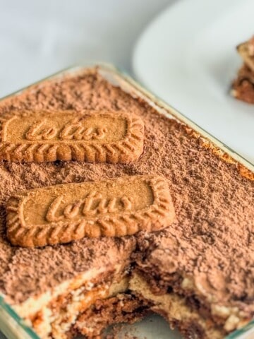 Biscoff Speculoos Tiramisu with Biscoff Cookies on top